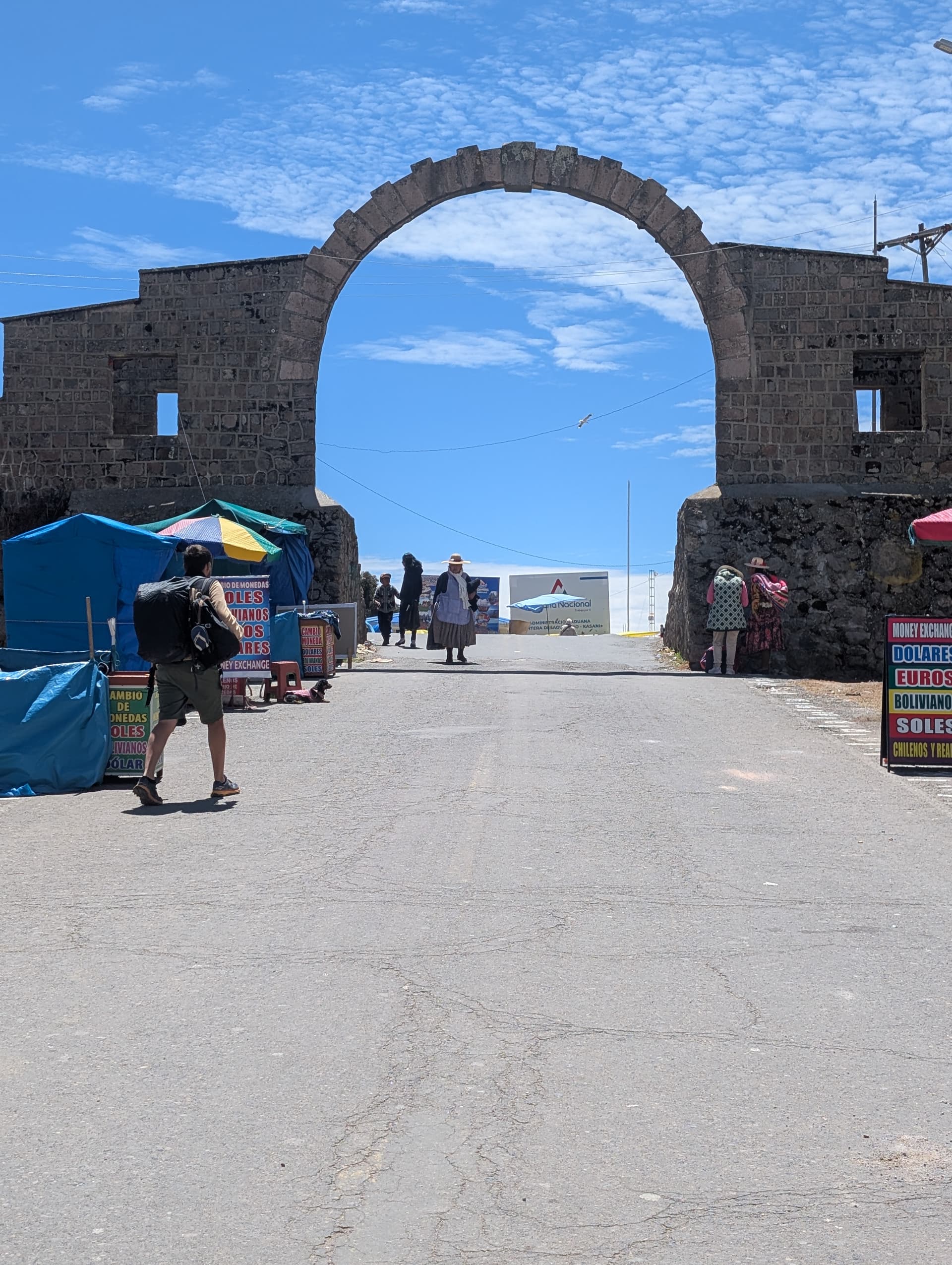 Passer la frontière terrestre Pérou - Bolivie : Cap sur Copacabana !